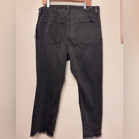 Jen7 by 7 for All Mankind Destroyed Step Hem Ankle Straight Leg Jean Size 16 - Picture 9 of 9